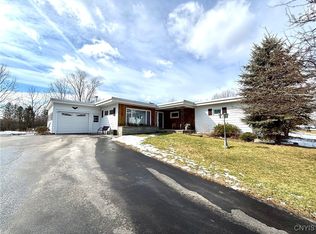 5757 W Lake Rd, Auburn, NY 13021