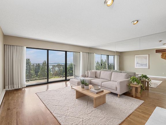 4th image of 2206 Folkestone Way #8