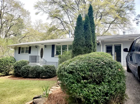 20 Burnett Cir, Alpharetta, GA 30009