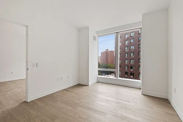 Rented by Compass | media 13