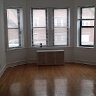 2nd image of 2049 W Jarvis Ave #10