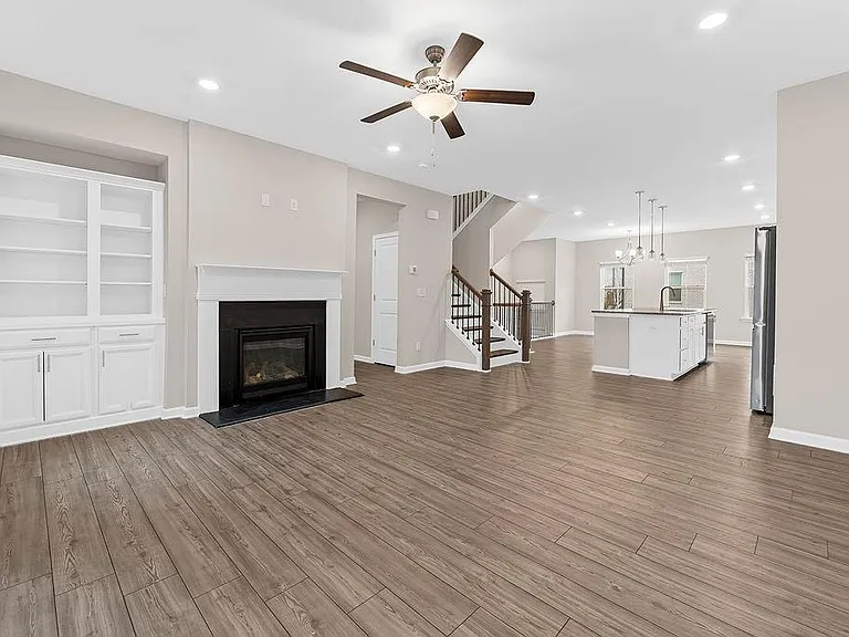 2247 Pink Hawthorn Dr — Photo 15