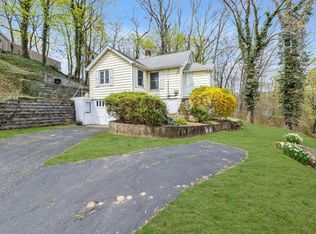 333 Spring Rd, Huntington, NY 11743