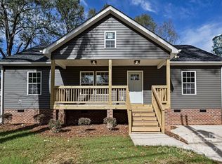 127 Lowry Row, York, SC 29745