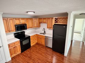 33 Andrew St, Manchester, NH