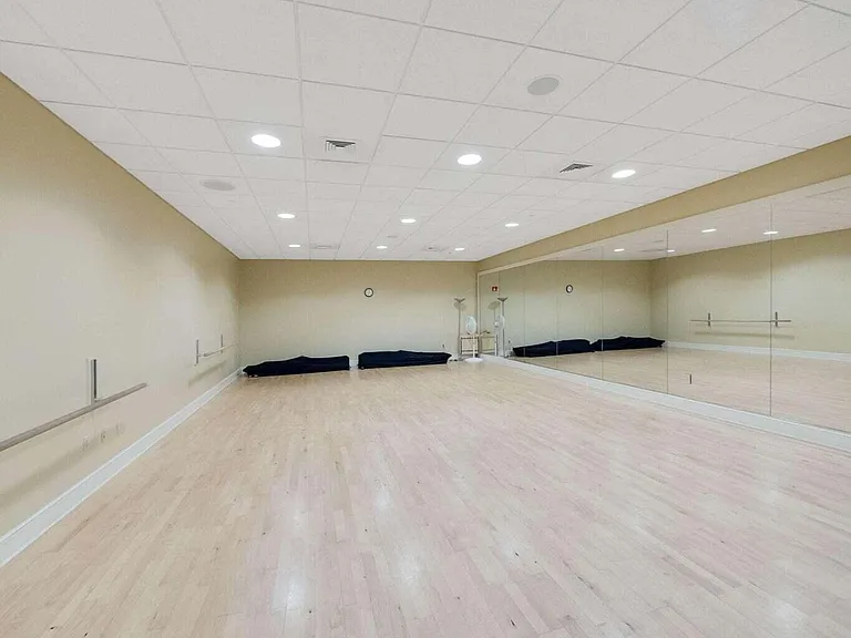 8111 Carnoustie Pl — Photo 30