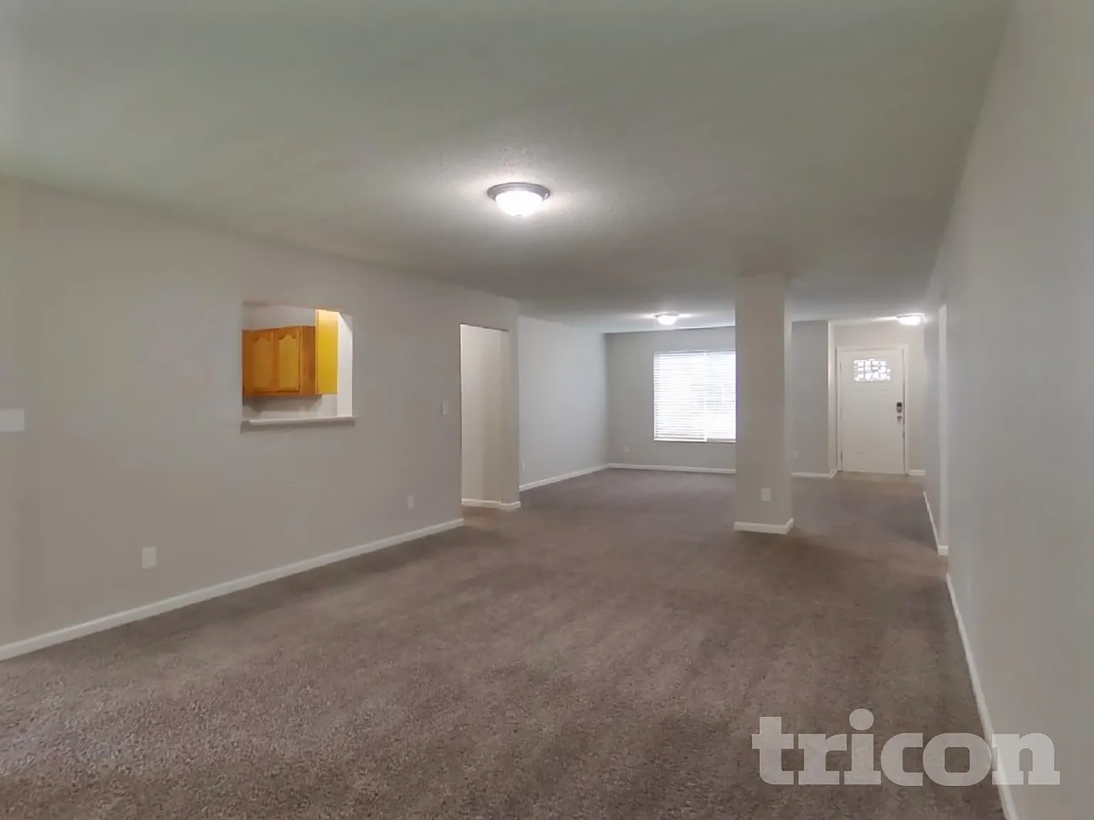 2880 Lakestream Drive Columbus IN — Photo 4