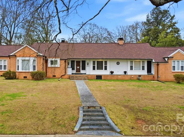 2637 Armstrong Cir, Gastonia, NC 28054