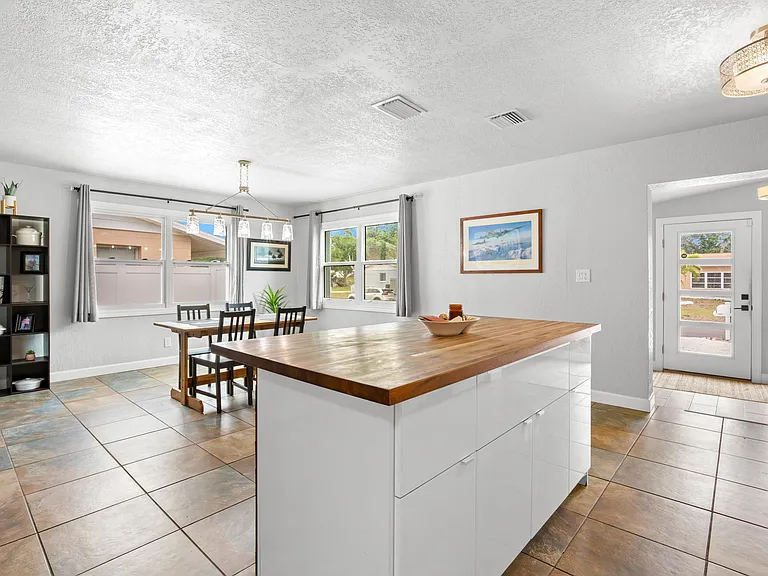 10437 Cirimoya Ln — Photo 14
