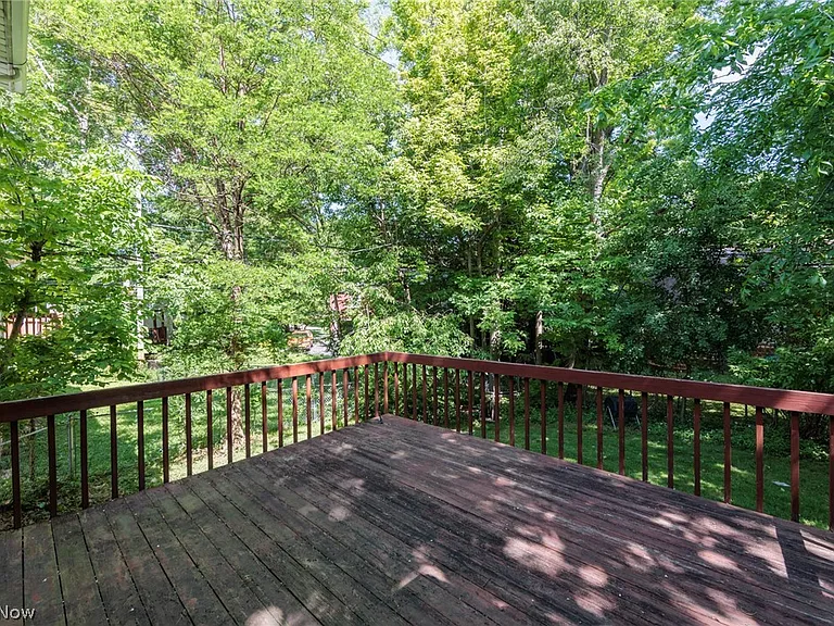 23721 Greenlawn Ave — Photo 39