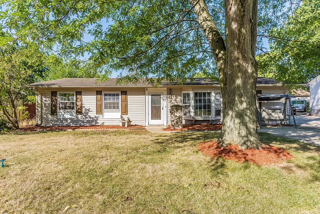 11 Curtmar Ct photo 1