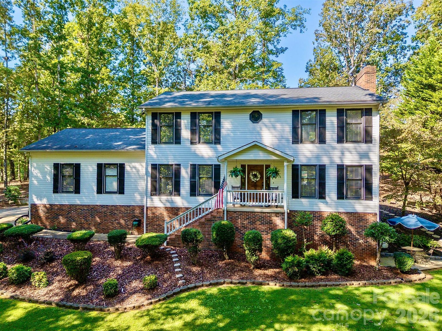 379 Moss Dr