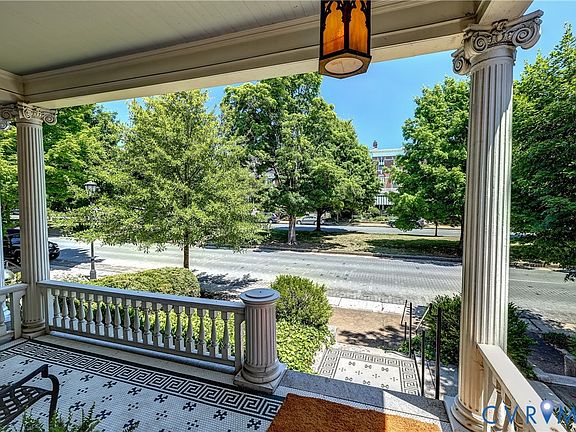 3rd image of 2209 Monument Ave