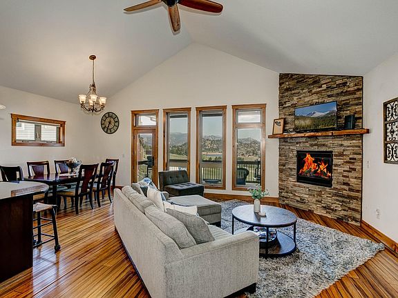 2nd image of 355 Kiowa Dr
