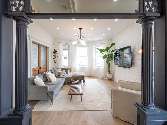 4th image of 121 Clifton Pl Floor 2