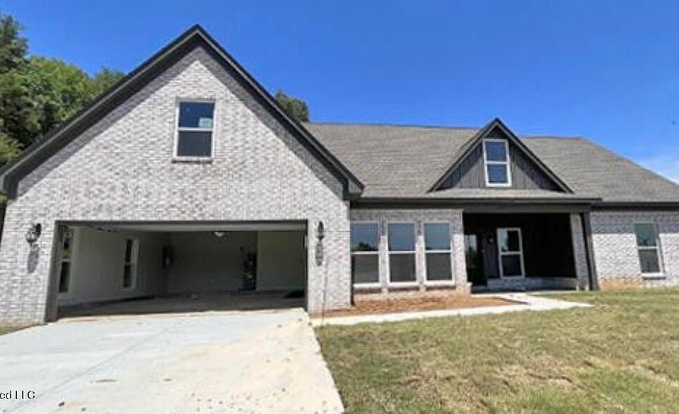 1st image of 220 Rowell Rd