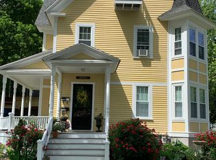 29 Hough St, Dover, NH 03820