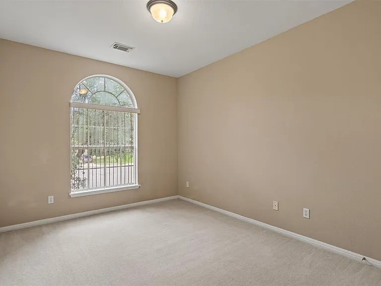 9013 Sautelle Ln — Photo 28