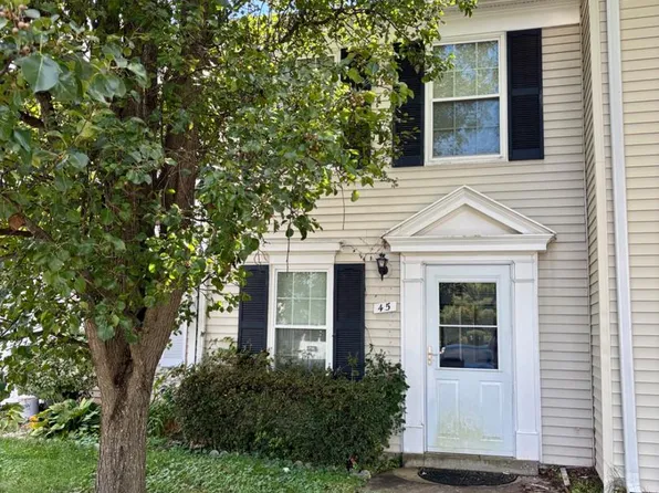 45 Quincy Ct, Sterling, VA 20165