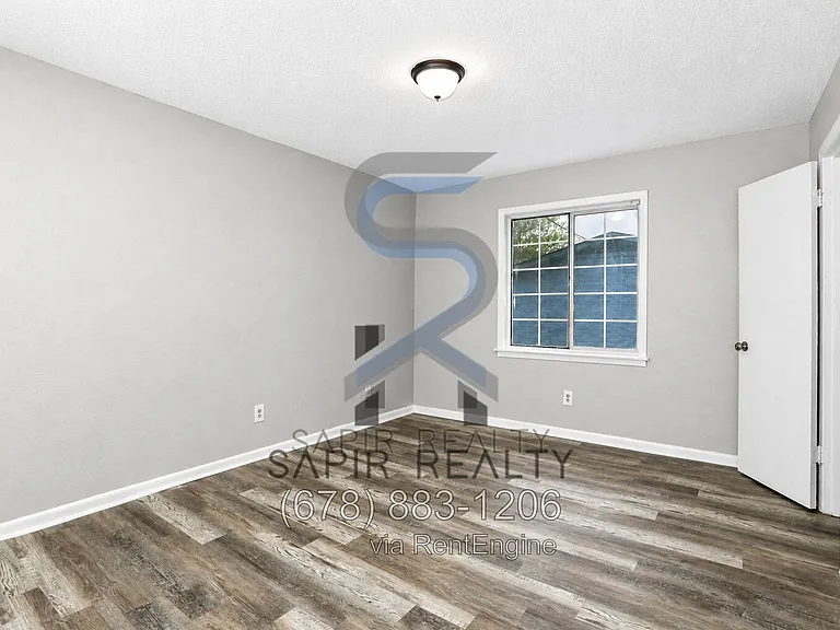 2045 Alison Ct SW #5 — Photo 11