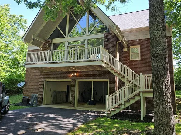 8511 Jeb Stuart Hwy, Stuart, VA 24120