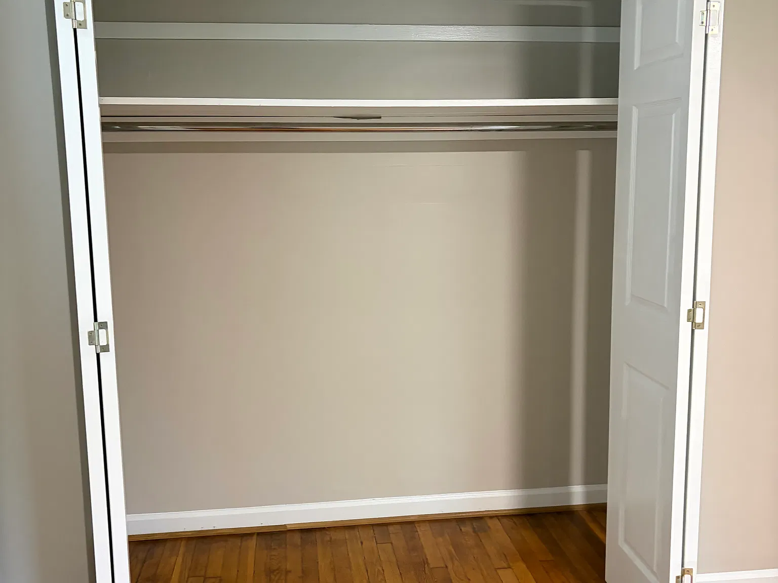 2 bed, 1064 sqft, $1,895 — Photo 4