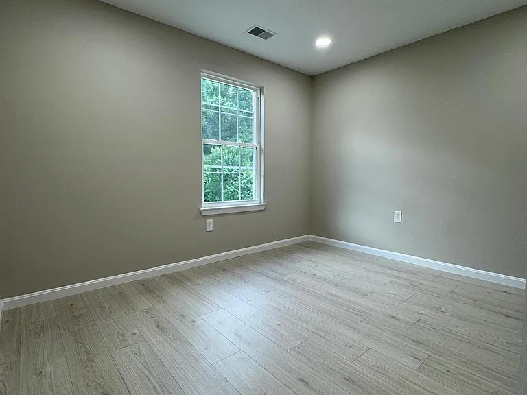15609 Everglade Ln #203 — Photo 3