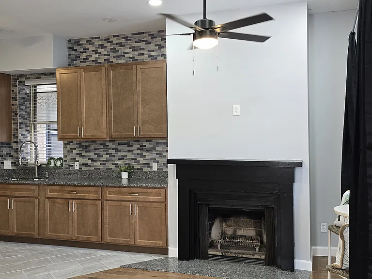 4307 Maryland Ave #1N — Photo 6