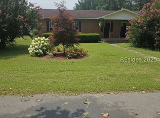 110 Nix St W, Hampton, SC 29924