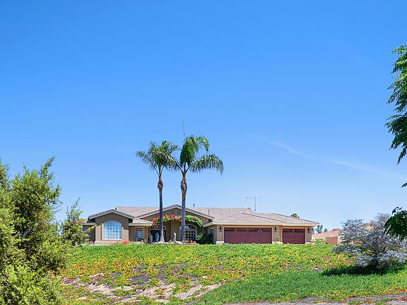 2nd image of 37808 Villa Balboa Dr