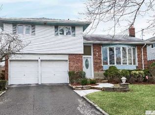 1064 Northern Blvd, Baldwin, NY 11510