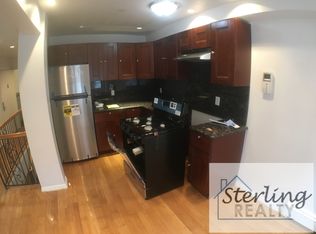 4615 Newtown Rd, Astoria, NY 11103