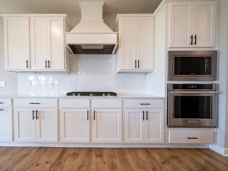 10704 Bent Pine Ln — Photo 6