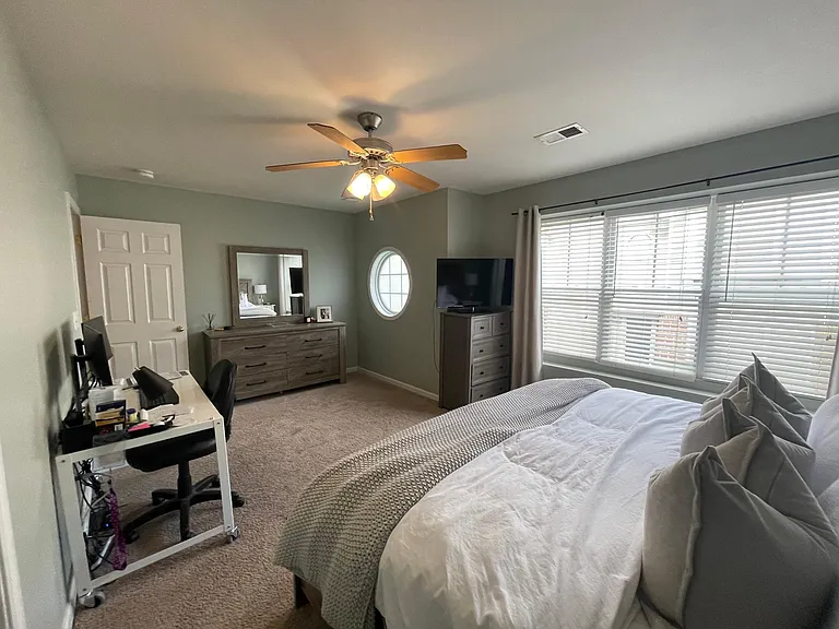 master bedroom with king size bed