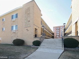 1505 Brown St #2, Des Plaines, IL 60016