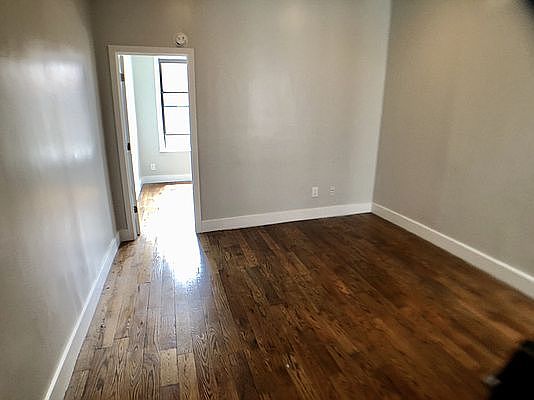 5th image of 539 W 156th St #3F
