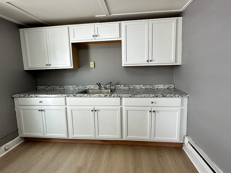 317 W Main St #2 — Photo 14