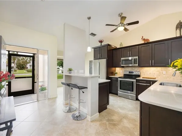 1324 Monarch CIR, NAPLES, FL 34116