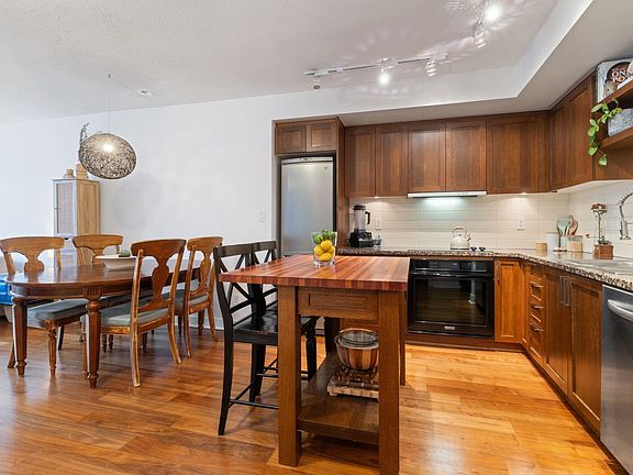 4th image of 2228 Broadway W #608