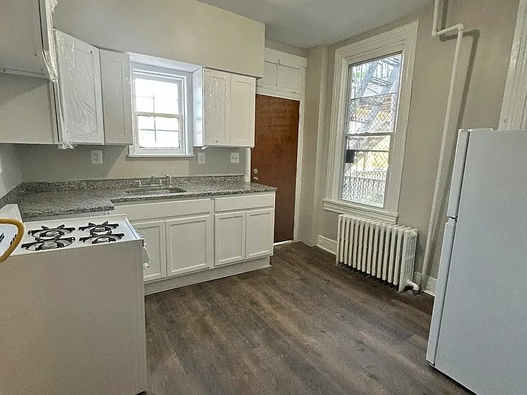 1708 Harlem Ave #2 — Photo 3