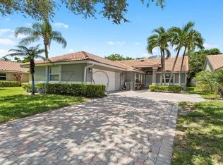 5361 Grande Palm Cir, Delray Beach, FL 33484