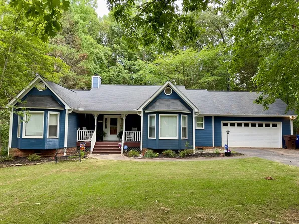 213 Windtree Rd, Greenwood, SC 29649