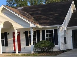 16 Grandiflora Ln, Beaufort, SC 29907