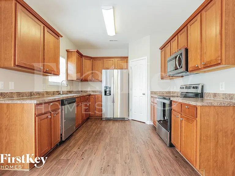3969 Creekmoore Dr — Photo 9
