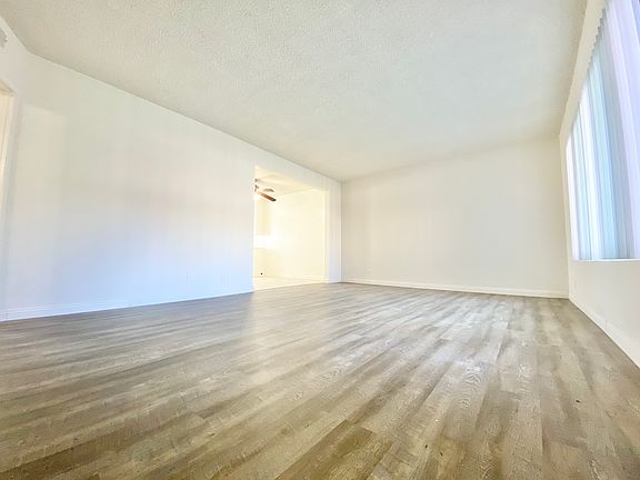 2nd image of 13447 Burbank Blvd #1A
