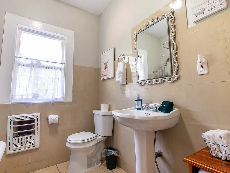 102 Harding Pl — Photo 32
