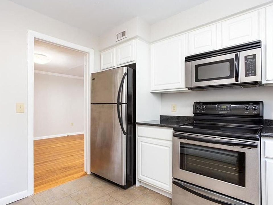 9 Concord St APT A3, West Hartford, CT 06119 Zillow