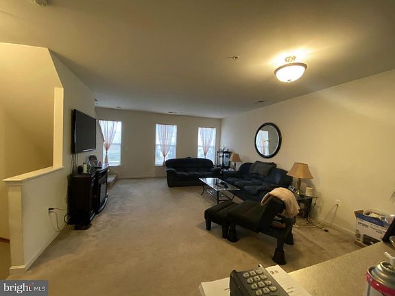 5th image of 123 Moore Dr