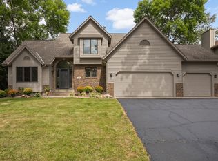 1381 Interlachen Dr, Eagan, MN 55123