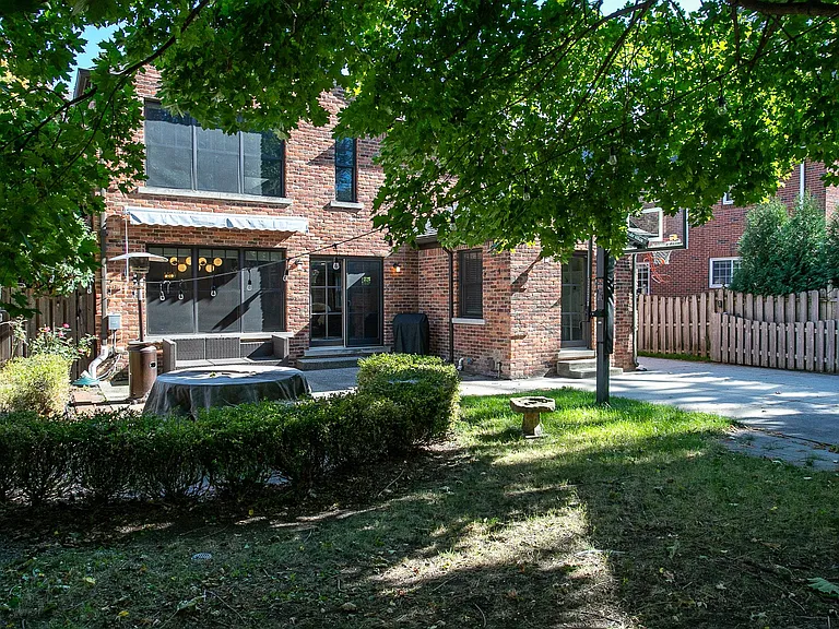26387 Dundee Rd — Photo 81